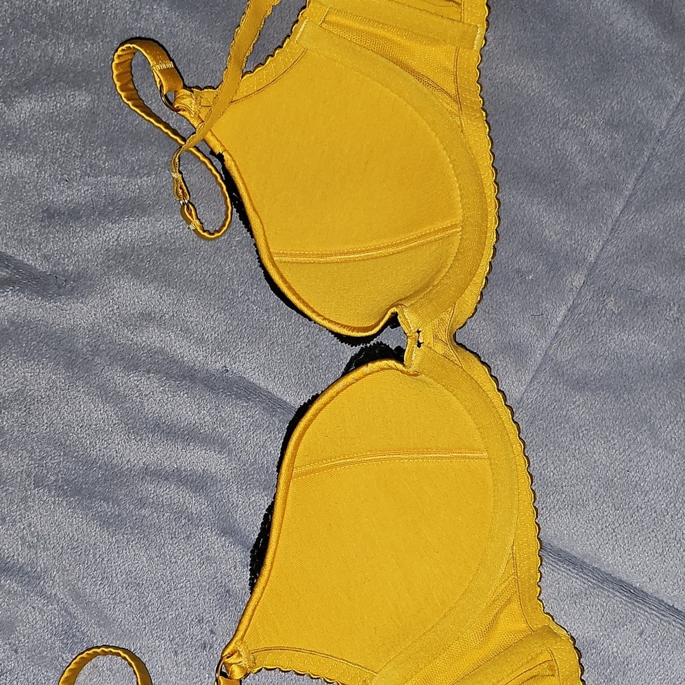 Molly Bra Yellow - Picture 9 of 11